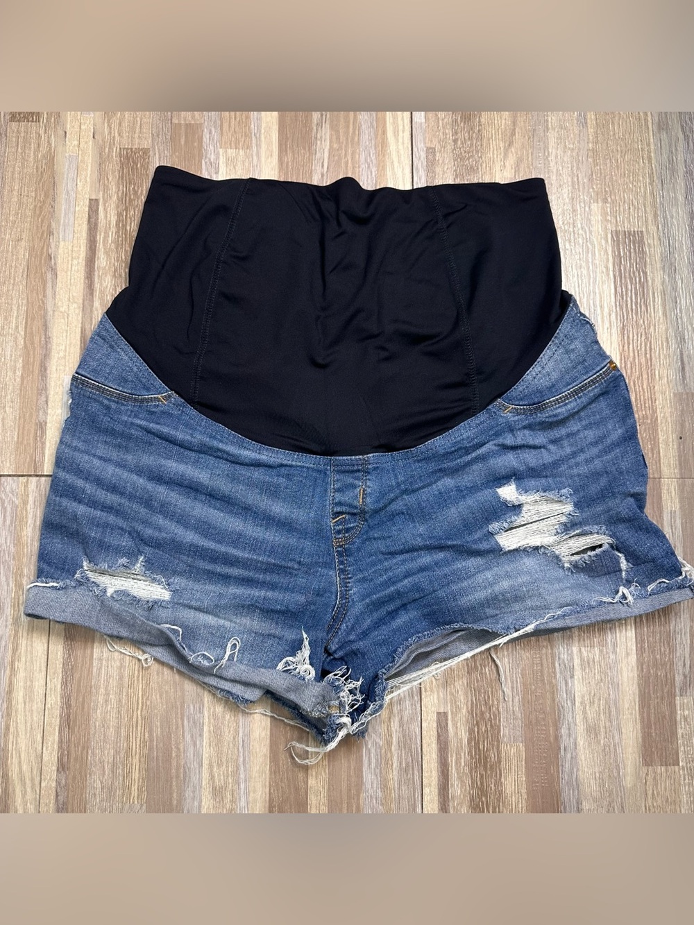 Isabel Maternity Distressed Denim Shorts with Black Belly Panel Women’s Size 12